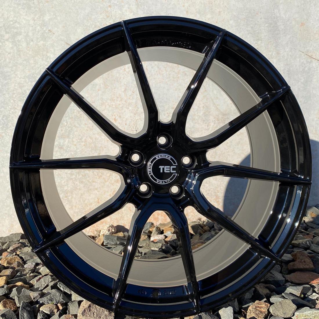 TEC Speedwheels GT-RACE-I  Ulrakönnyű 8.0x18 8.15kg