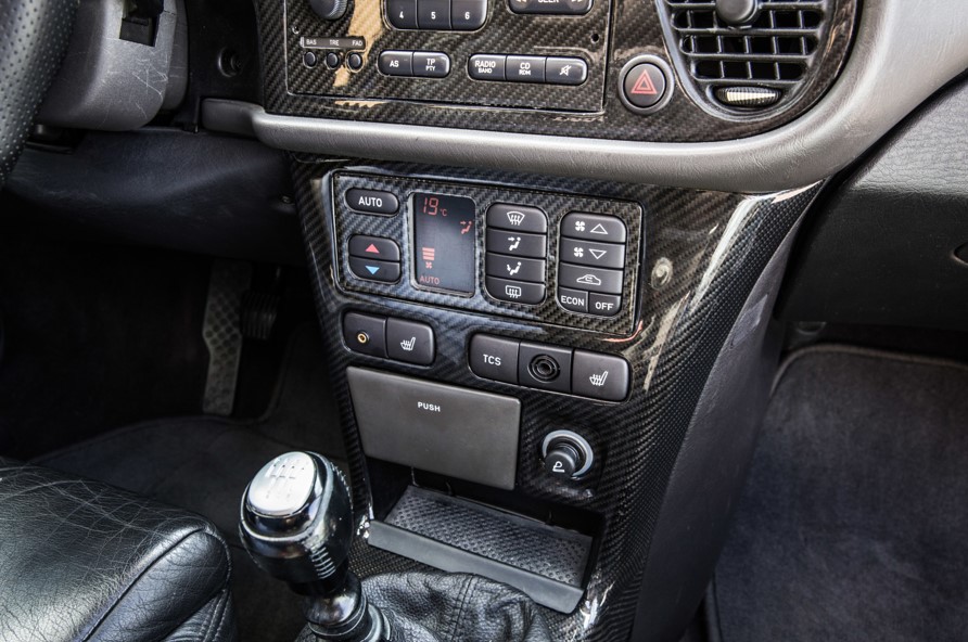 A-Zperformance Carbon-Silver center console SAAB 9-3 Viggen