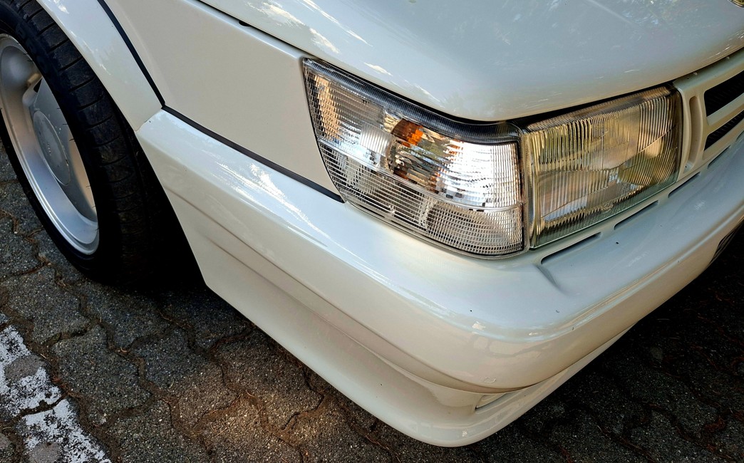 A-Zperformance SAAB 900 Airflow Carlsson Front Bumper
